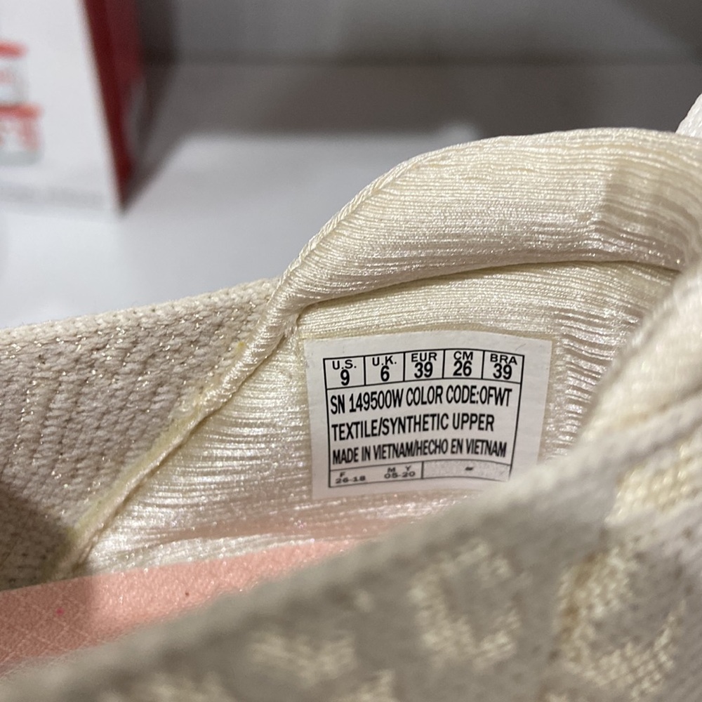 Sketchers wide fit air cooled memory foam womens 9 EUC cream animal print - Picture 3 of 11